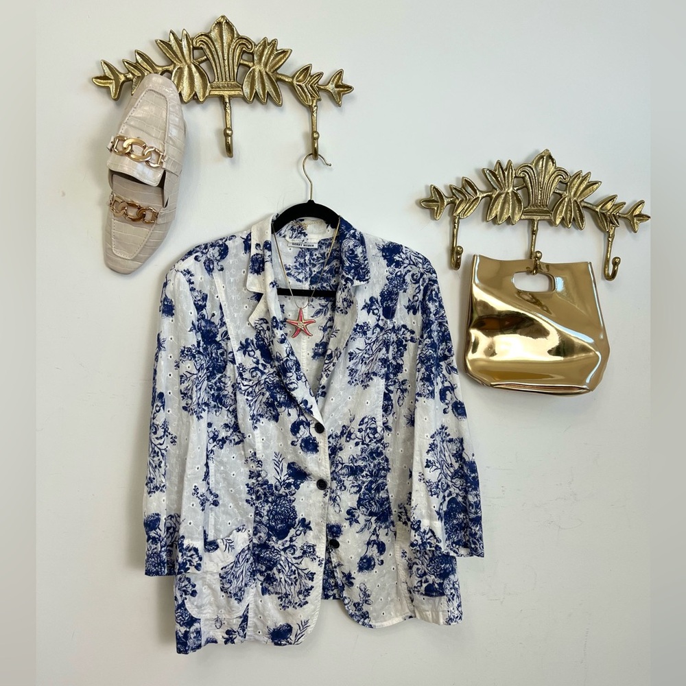 Gerry Weber Blue and White Floral Blazer